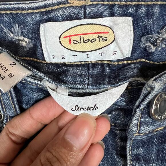 Talbots Petite Women's Jeans Size 2 Straight Leg Stretch Blue Denim - Picture 3 of 6